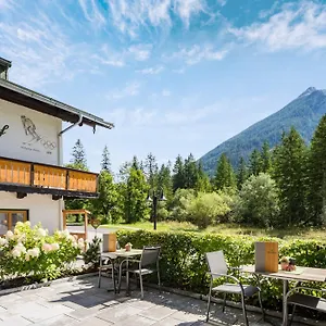 Guest house Woerndlhof - Refugium, Ramsau bei Berchtesgaden